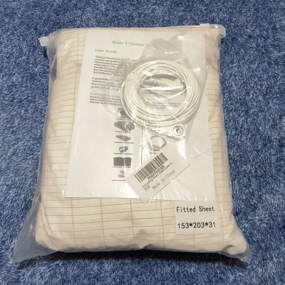 NEW The Grounding Co. QUEEN Size Fitted Sheet - White.